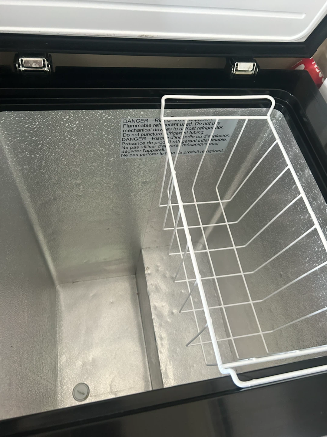 Arctic King Black Chest Freezer - photo 3