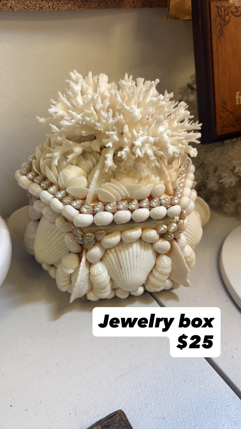 Seashell Decorated Jewelry Box