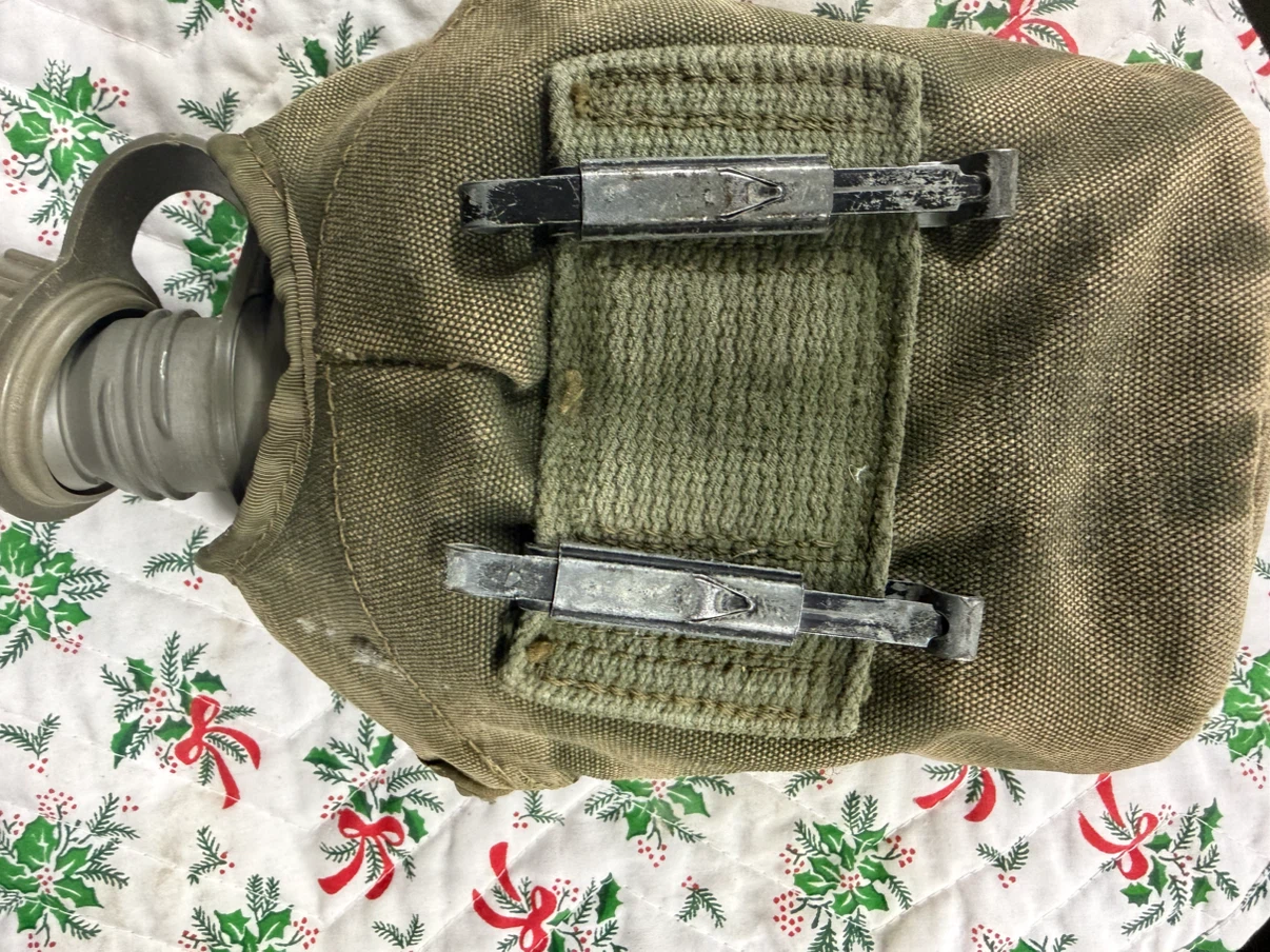 Military Style Olive Green Canteen with Cover - photo 3
