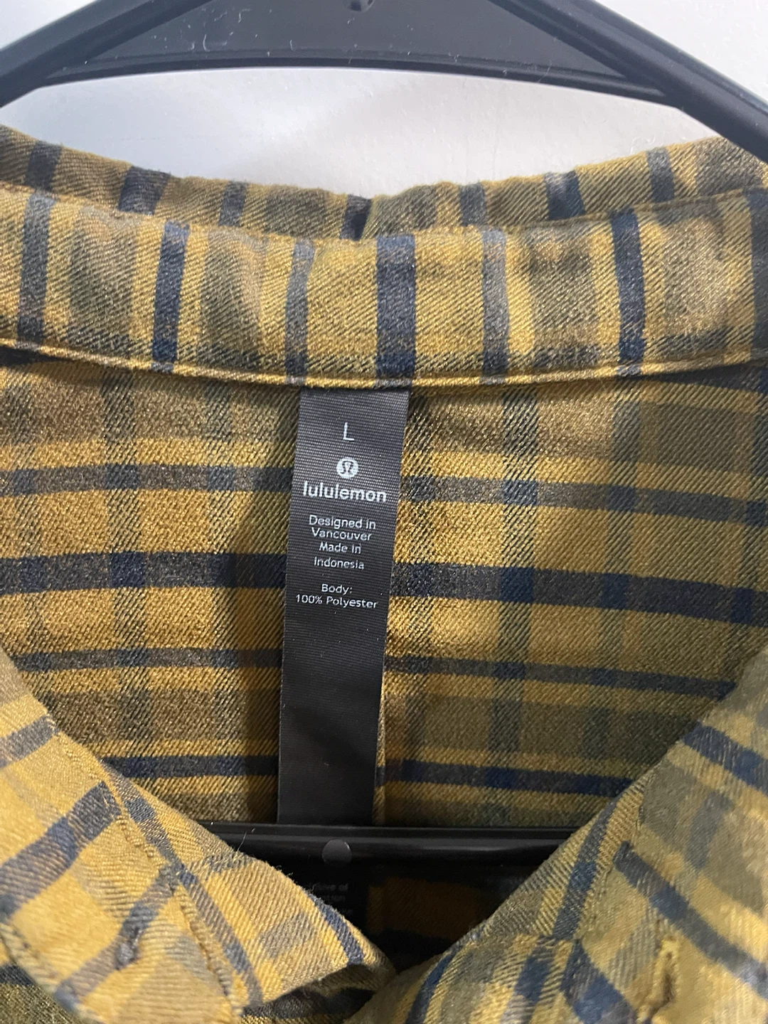 Lululemon Men's Plaid Button-Down Shirt - photo 2
