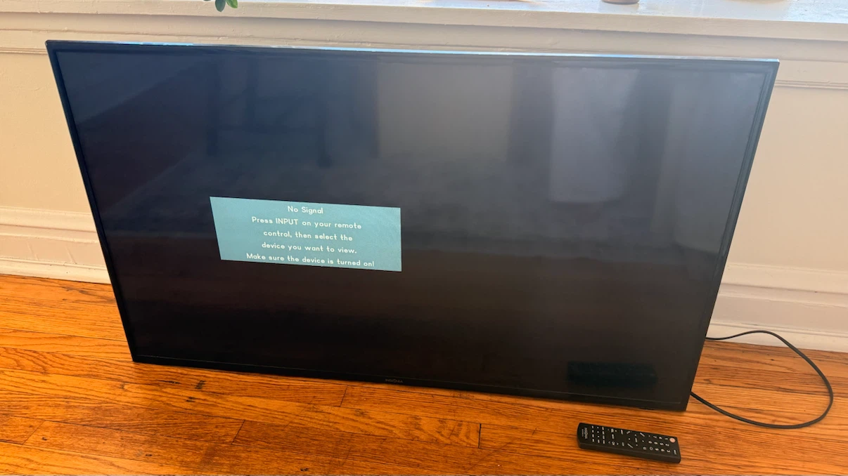 Insignia 50” LED TV - photo 4