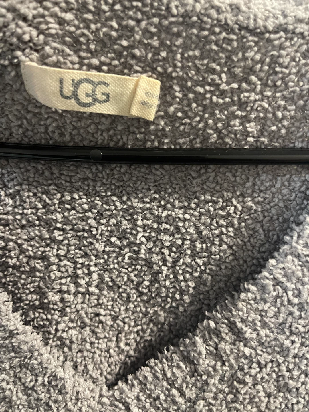 UGG Gray V-Neck Sweater - photo 2