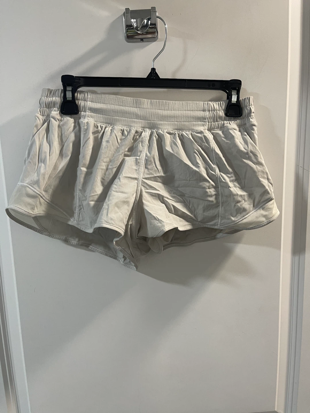 Lululemon Athletic Shorts Size 10 - photo 4