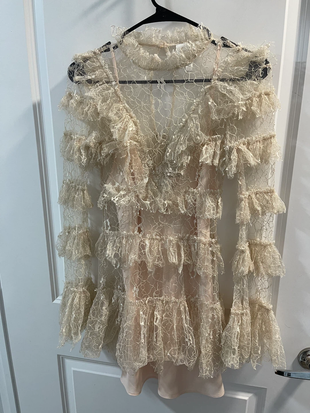 Alice McCall Cream Lace Tiered Mini Dress - photo 2