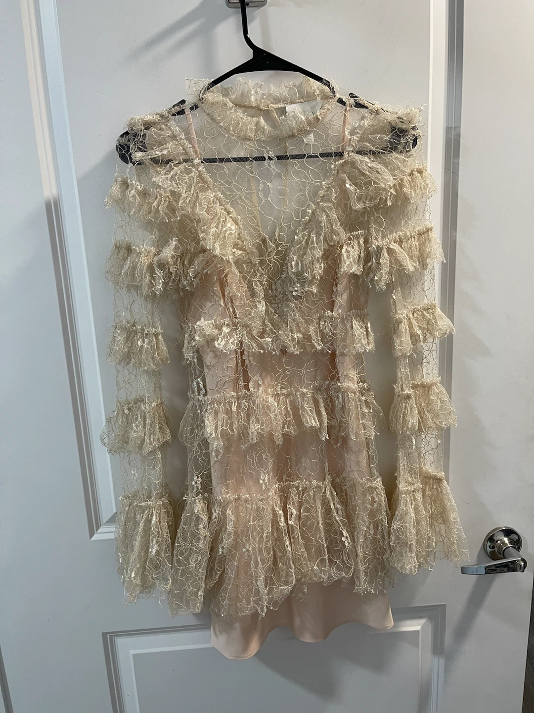 Alice McCall Cream Lace Tiered Mini Dress - photo 3