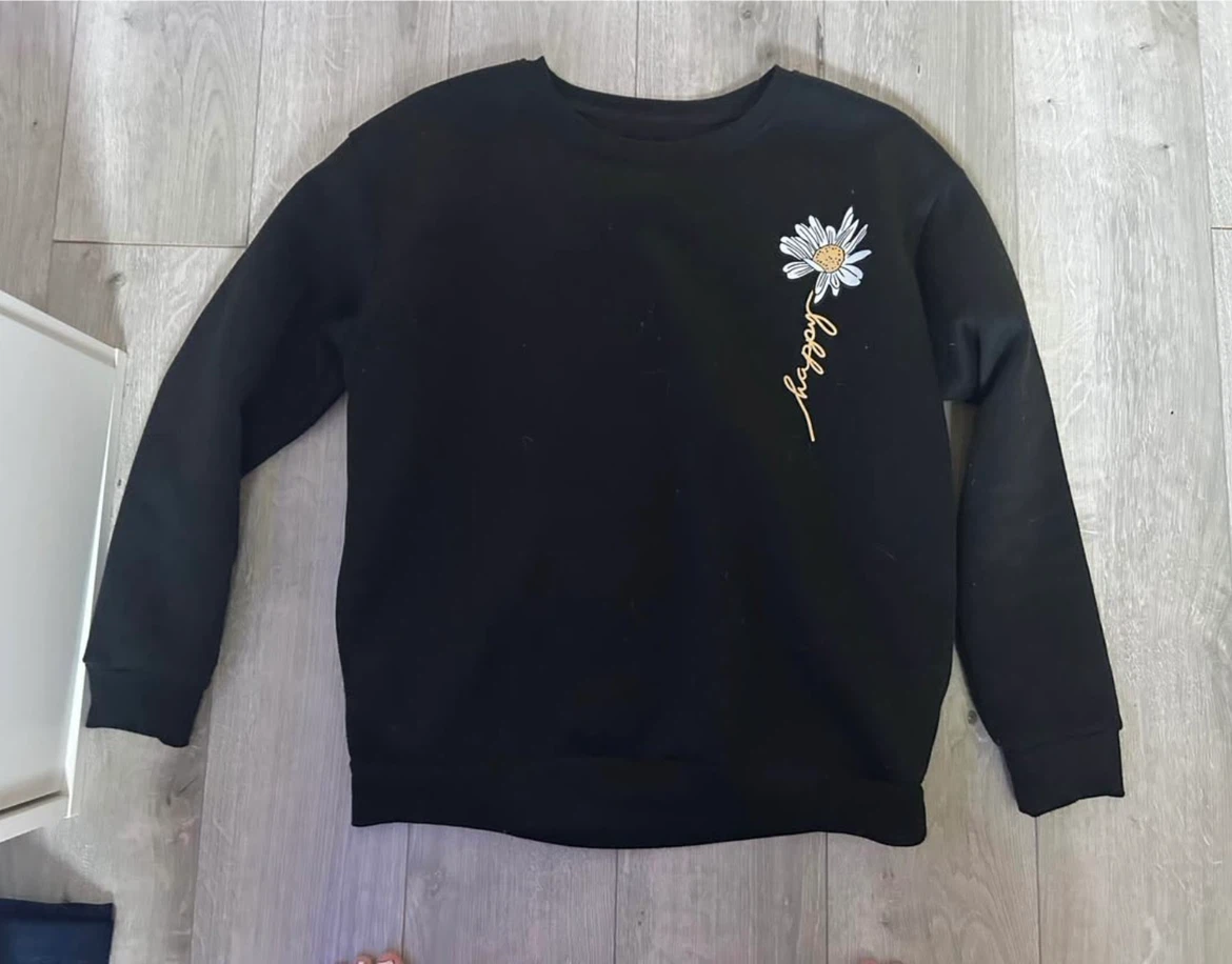 Tie-Dye Crop Hoodie and Black Floral Sweatshirt - photo 3