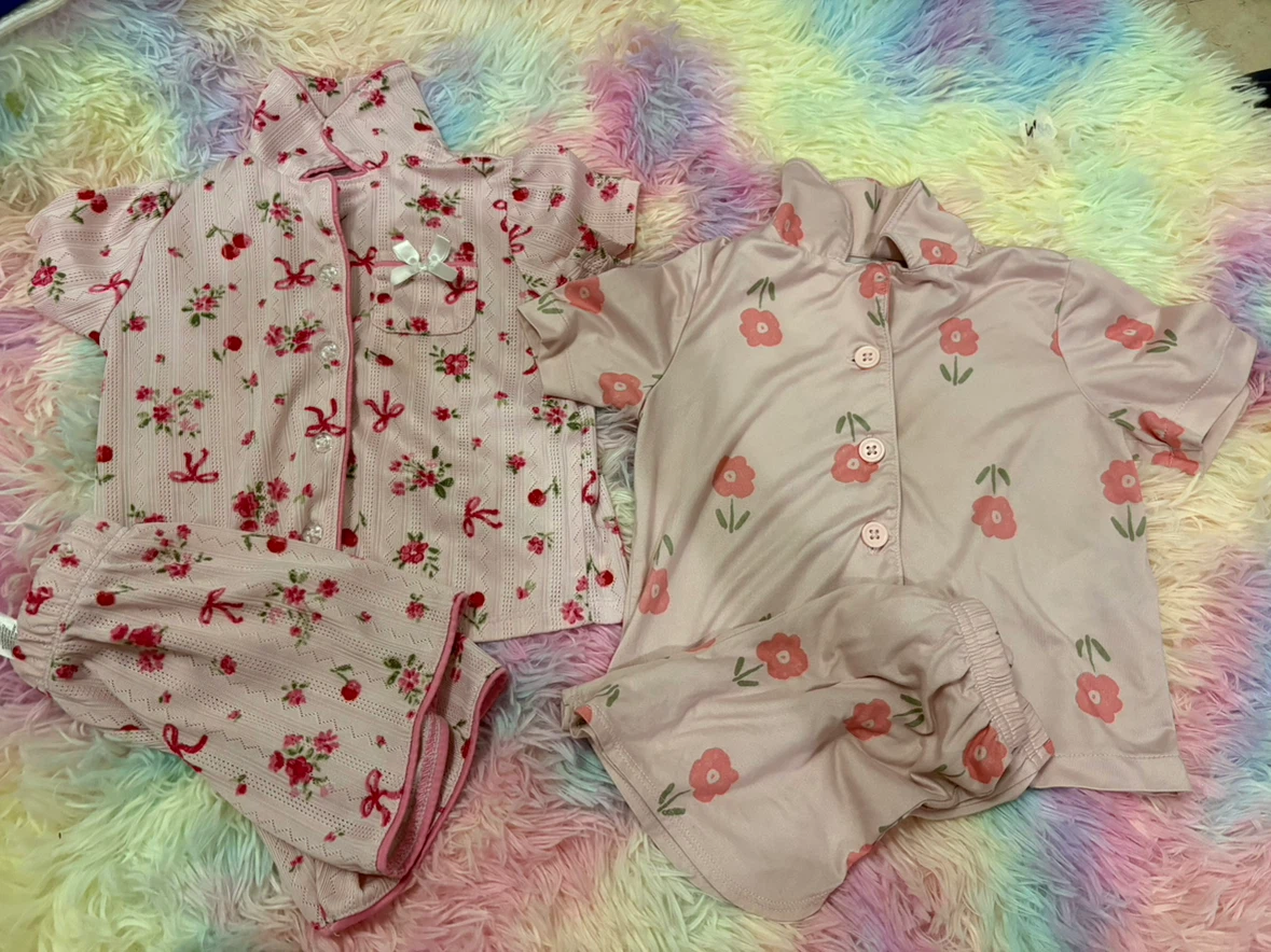 2 Sets of Girls Short Sleeve Pajamas