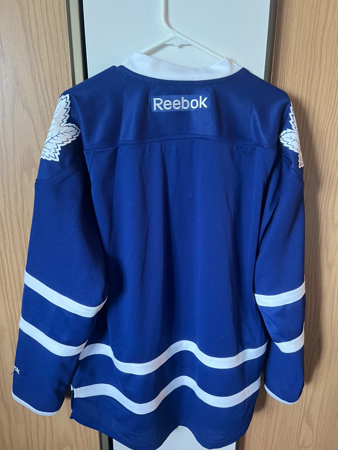 Toronto Maple Leafs Reebok NHL Jersey (Medium) - photo 2