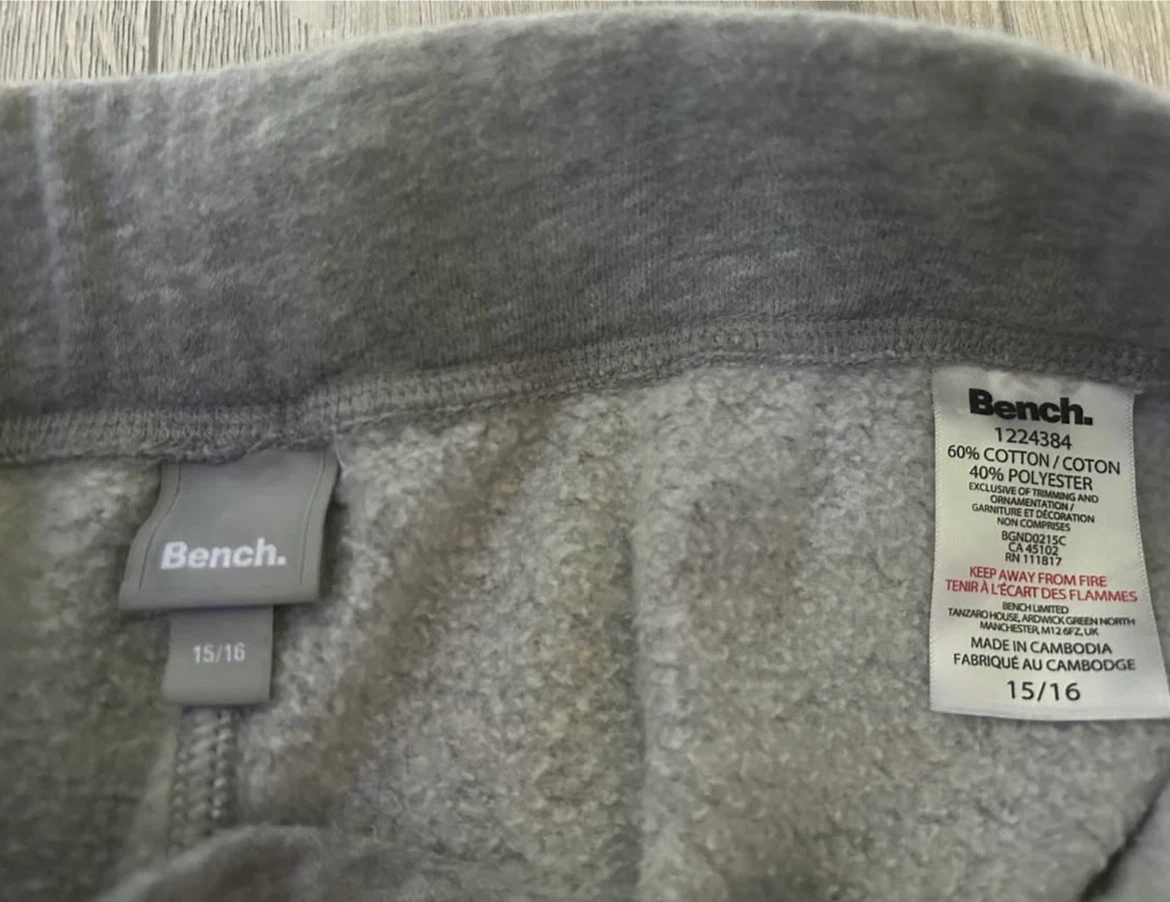 Bench grey sweatpants size 15/16 - photo 2