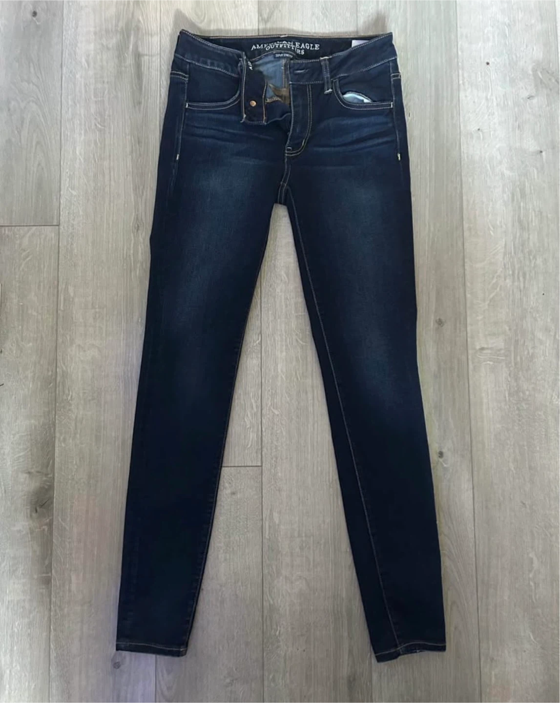 5 pairs of different Jeans