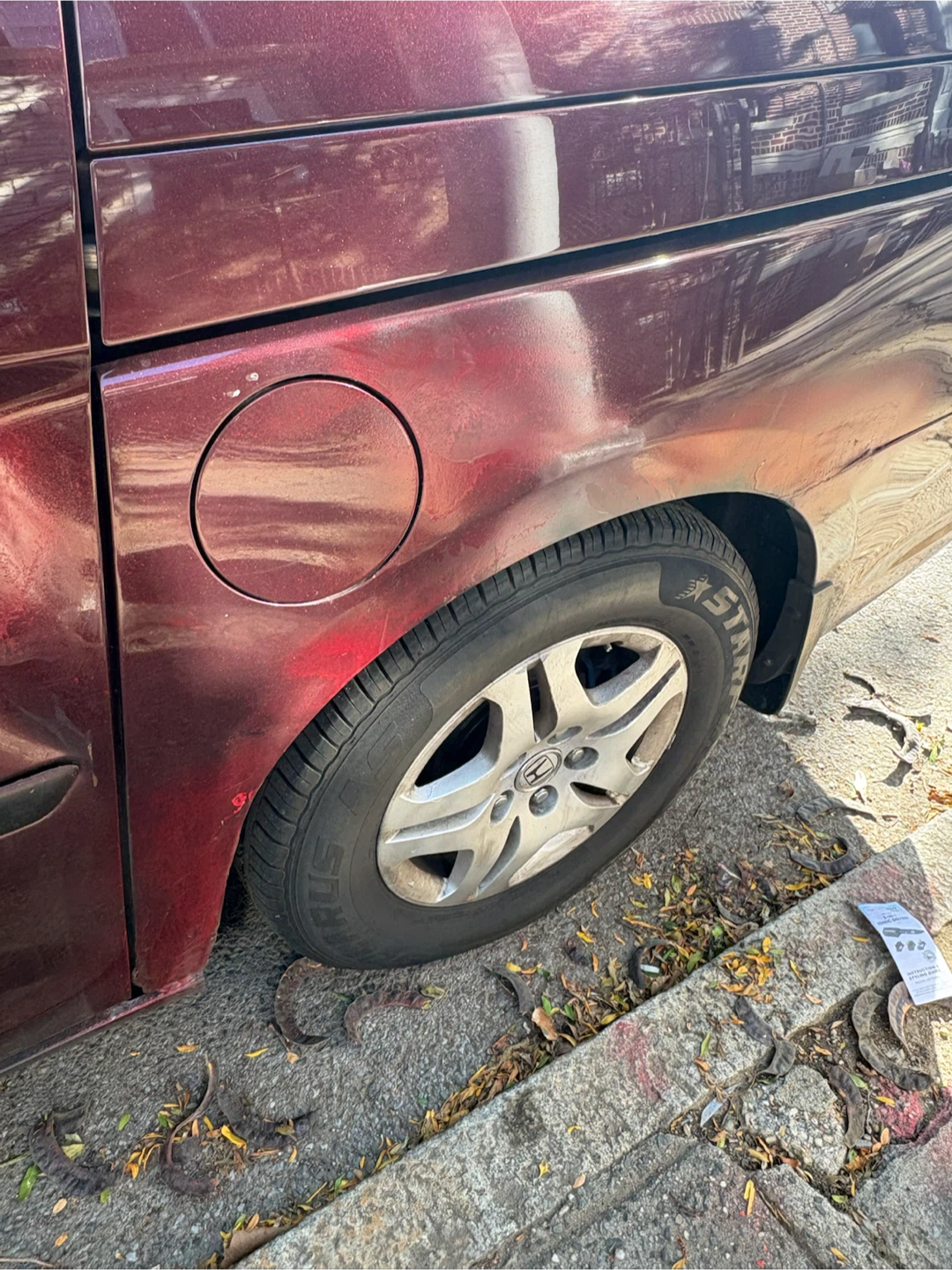 Maroon Honda Odyssey 2010 base model - photo 3