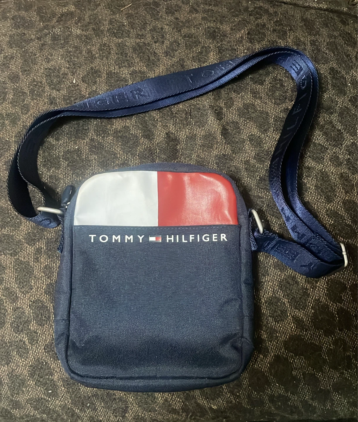 ❤️ Tommy Hilfiger Crossbody Bag