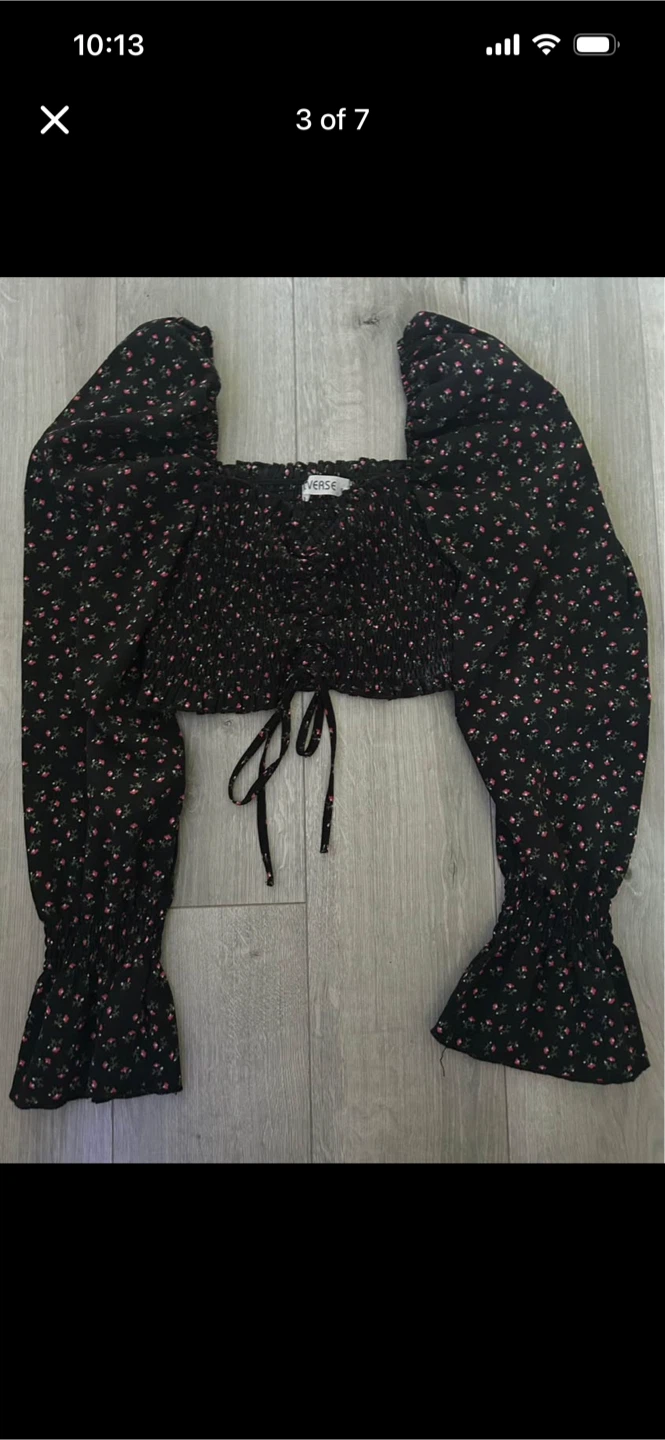 Lot of 5 Assorted Style Crop Tops and 1 bodysuit
