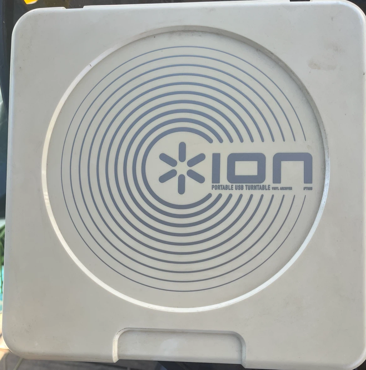ION Portable USB Turntable Vinyl Archiver