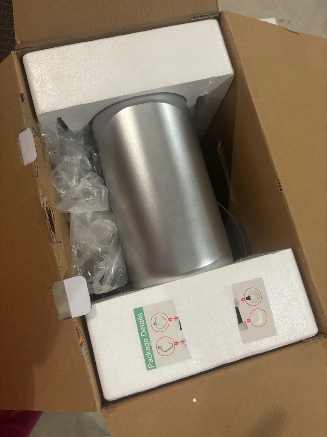 Frigidaire 4.75 Quart Food Stand Mixer - Silver - photo 4