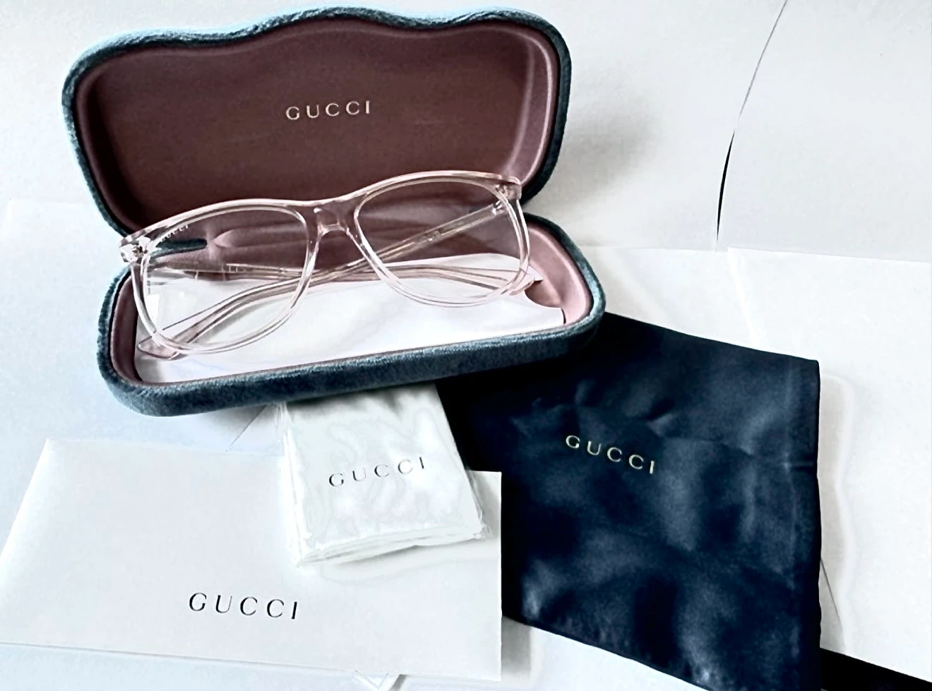 Gucci Transparent  Sunglasses Frame (GG0263S)