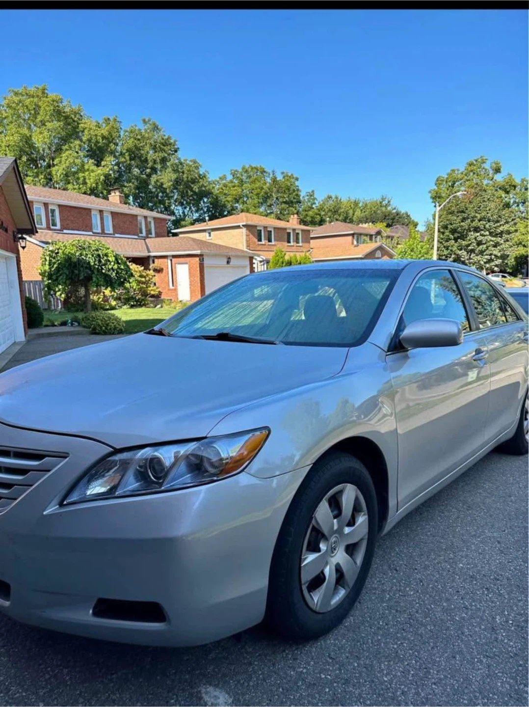 Toyota Camry Sedan - photo 2