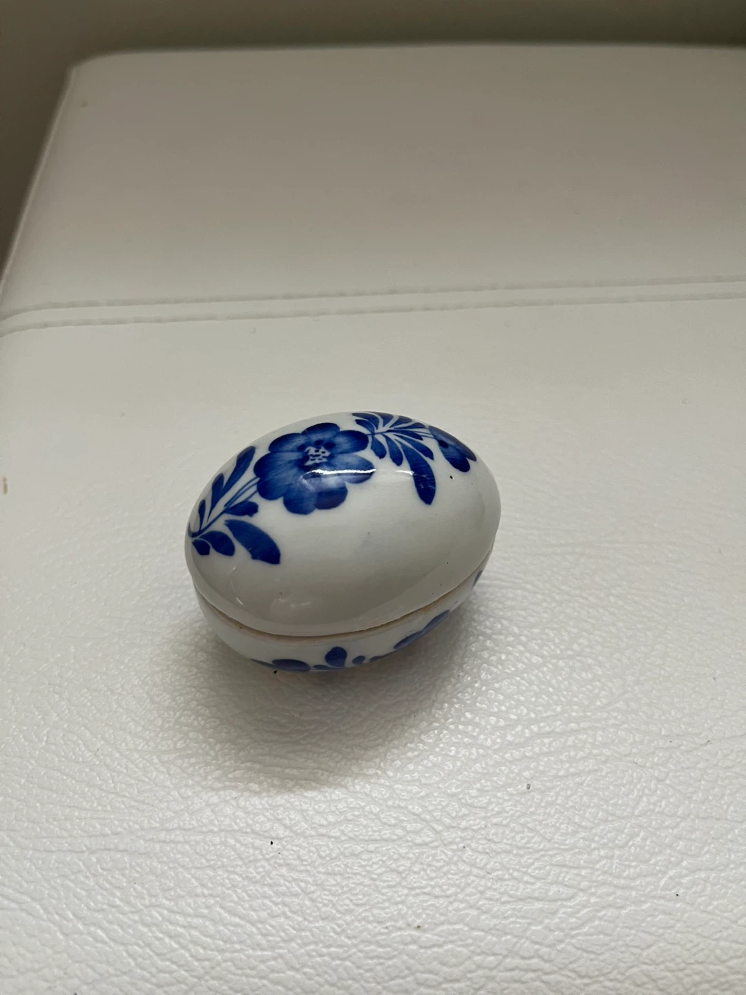 Ceramic floral egg trinket box