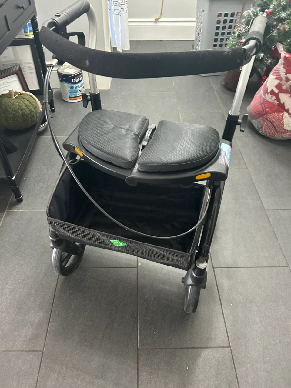Evolution Xpresso Rollator Walker
