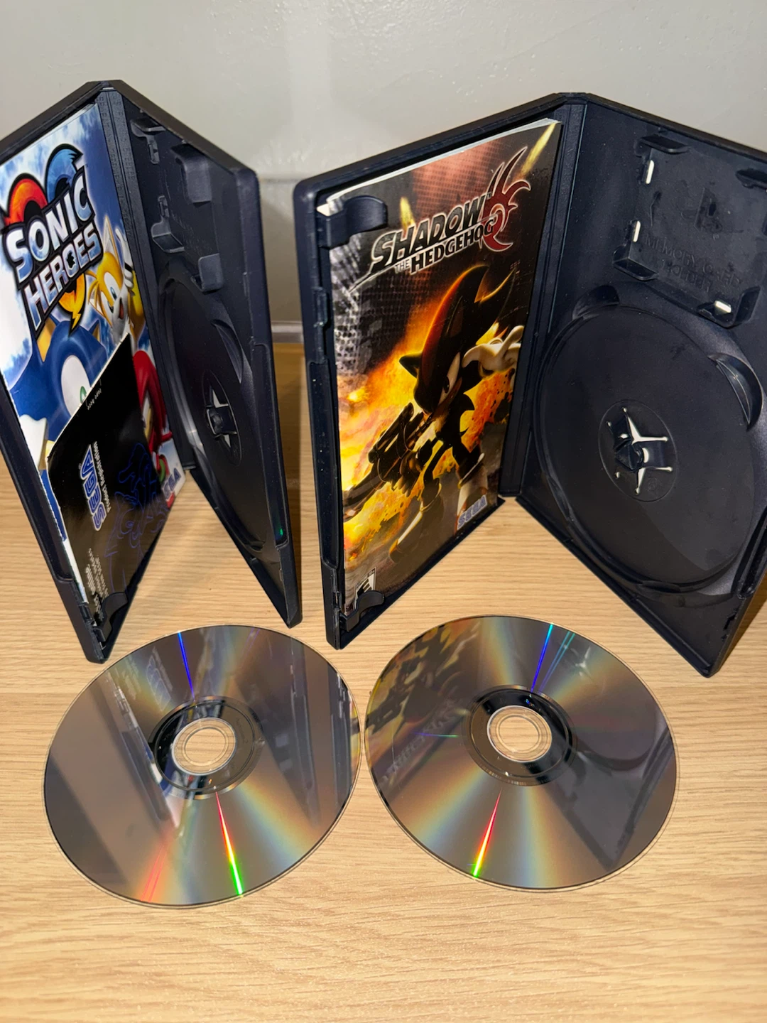 Sonic Heroes and Shadow the Hedgehog for PS2 - photo 3