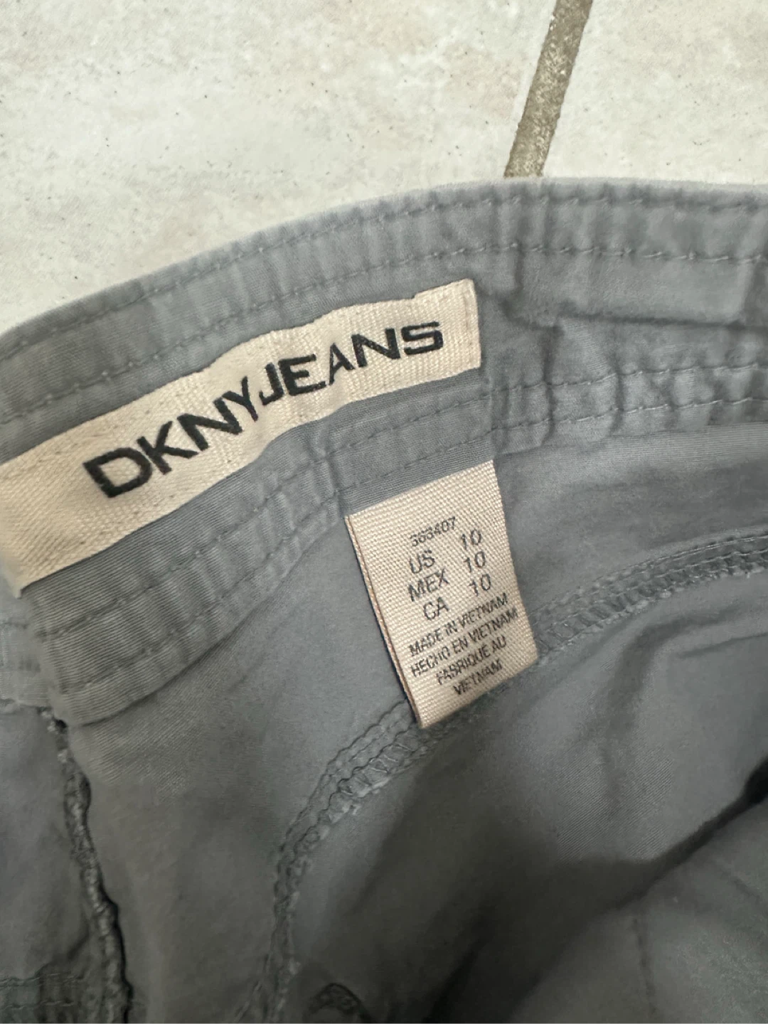 DKNY Jeans Grey Cargo Shorts - photo 2