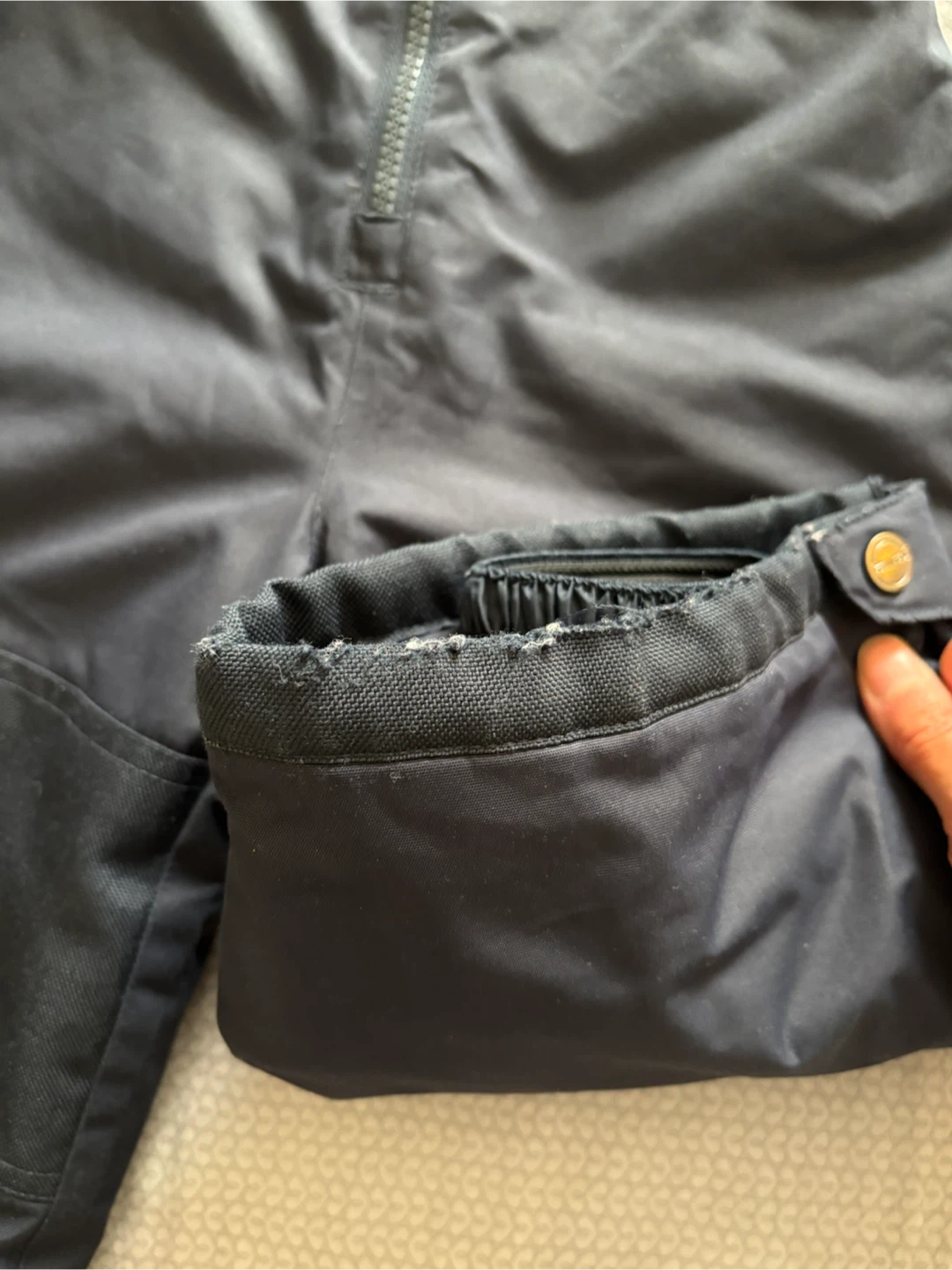 OshKosh black winter snow pants 18M - photo 3