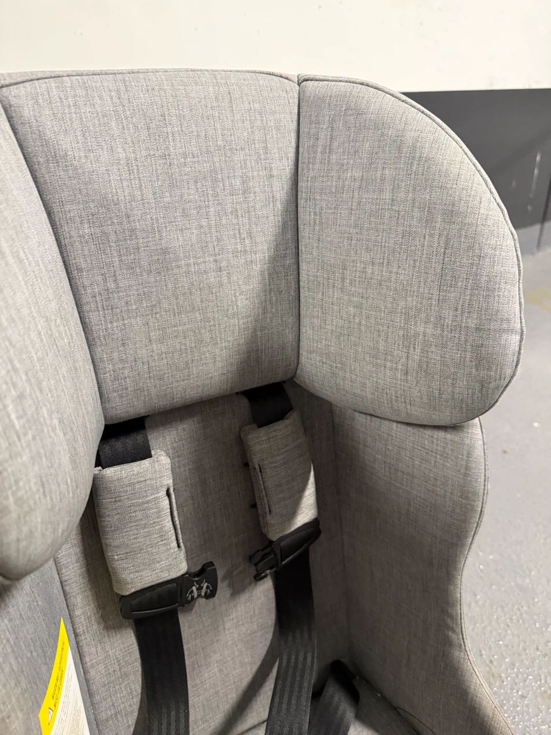Clek Fllo Convertible Car Seat - photo 2