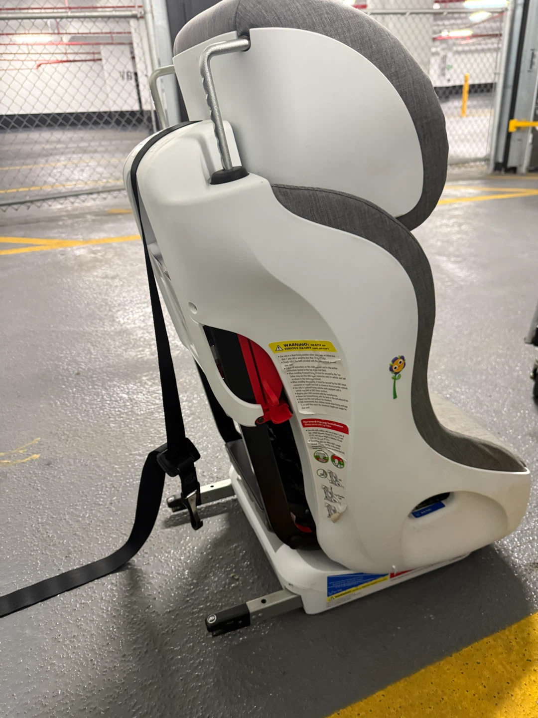 Clek Fllo Convertible Car Seat - photo 3