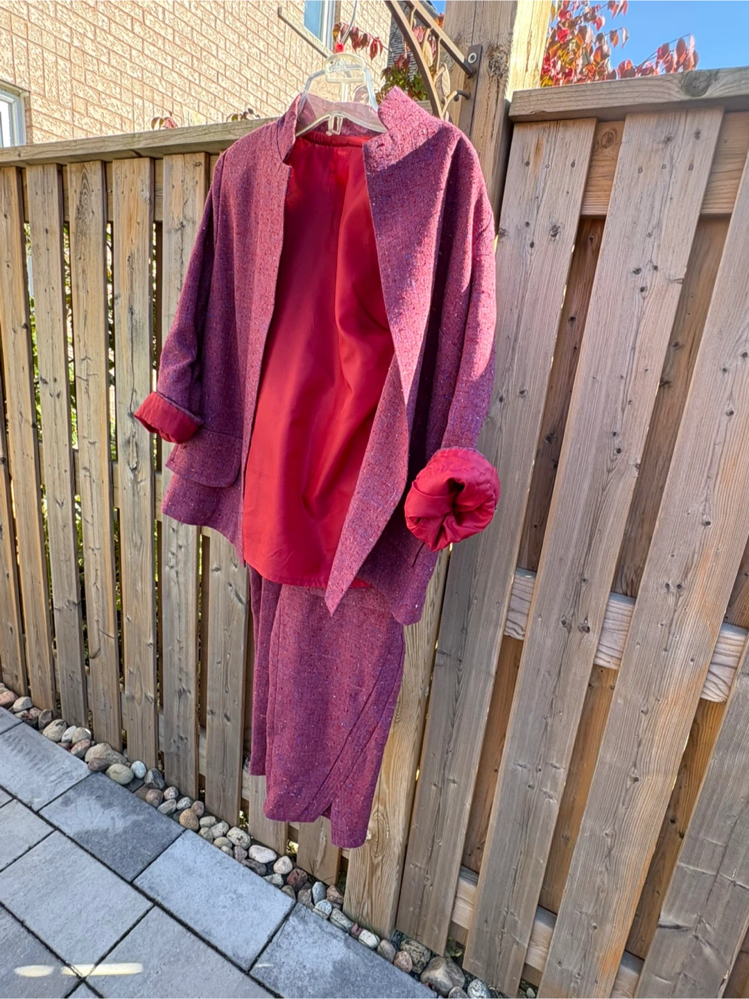 Vintage Maroon Tweed Pant Suit & Scarf - photo 2