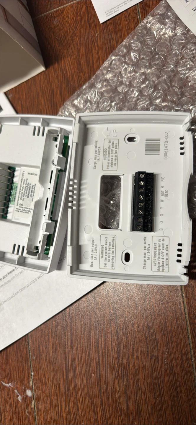 Honeywell Home RTH221 Programmable Thermostat - photo 4