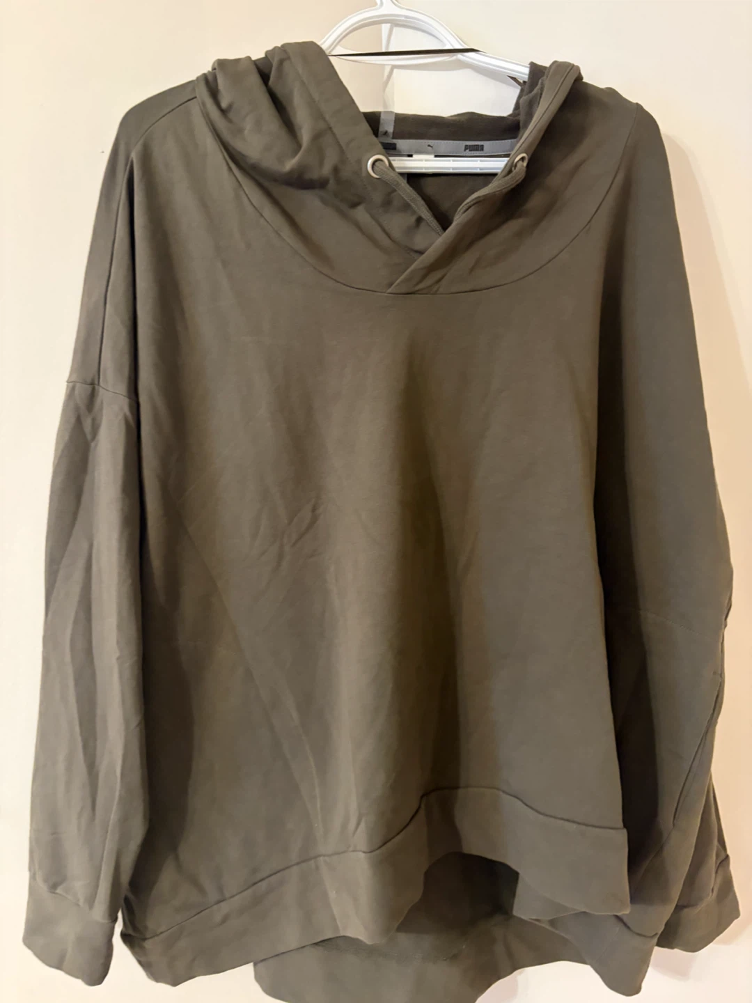 Puma Olive Green Hoodie Adidas Roots  all 40$