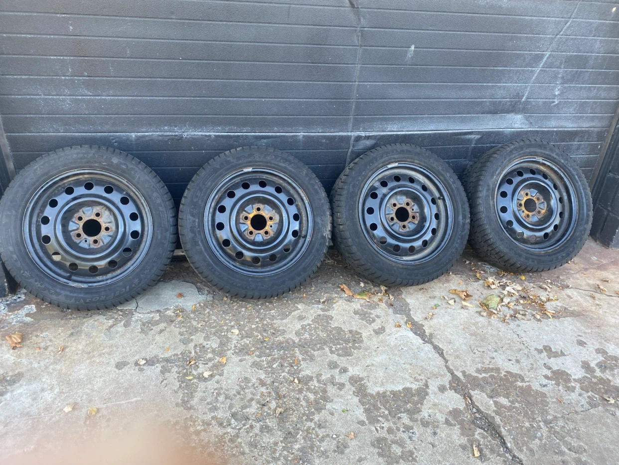 Winter Tires on Rims 17”