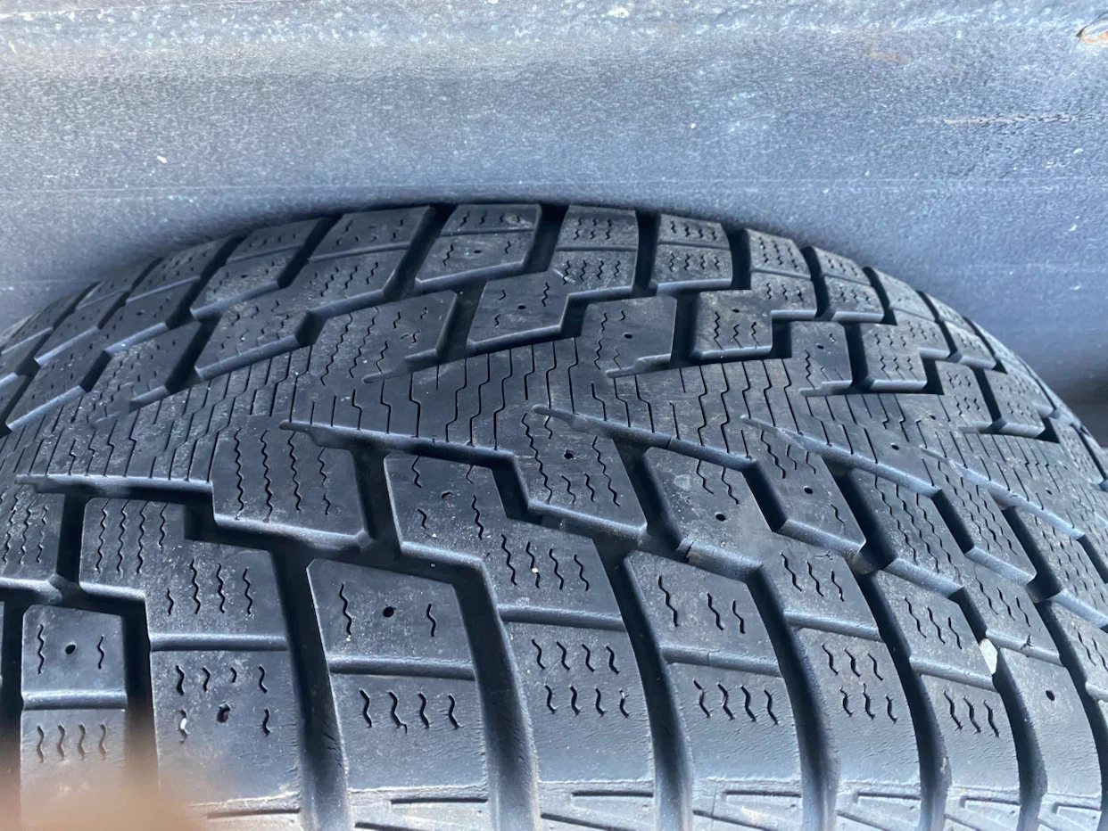 Winter Tires on Rims 17” - photo 3
