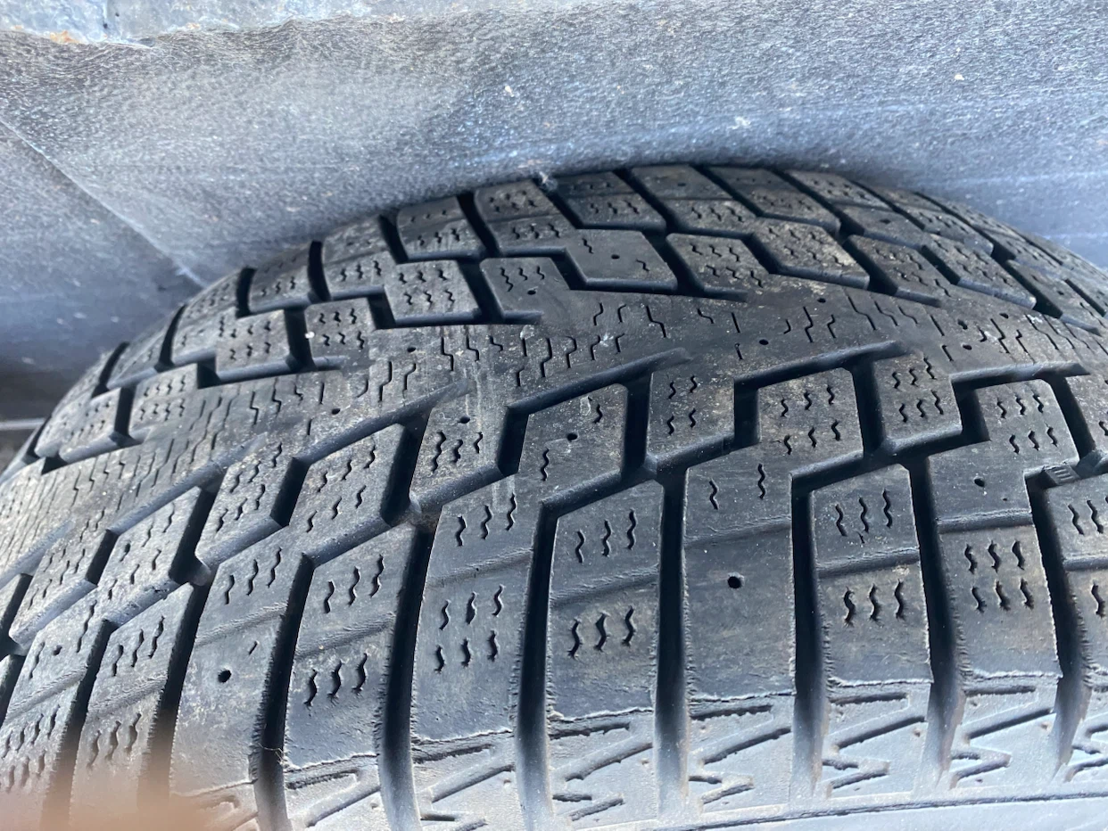 Winter Tires on Rims 17” - photo 4