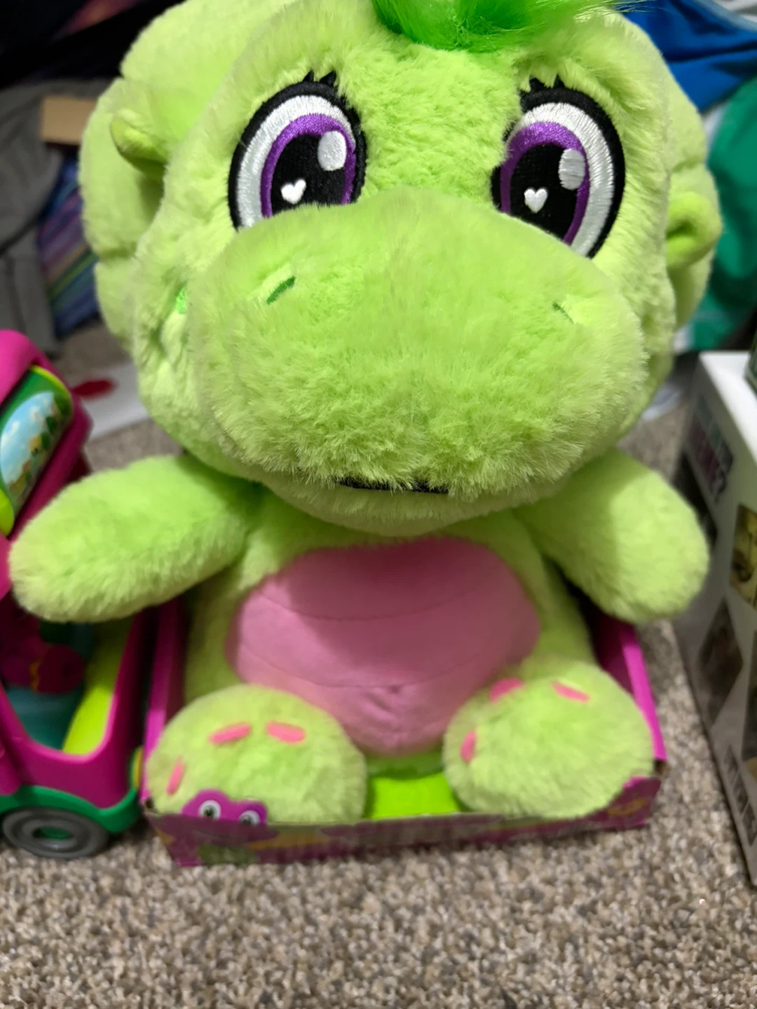 Fisher-Price Barney's World Plush and Bus Set - photo 2