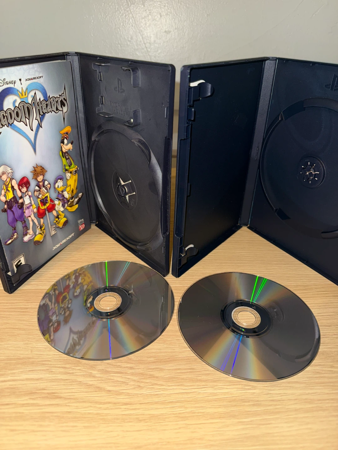 Kingdom Hearts and Kingdom Hearts II PS2 Games - photo 3