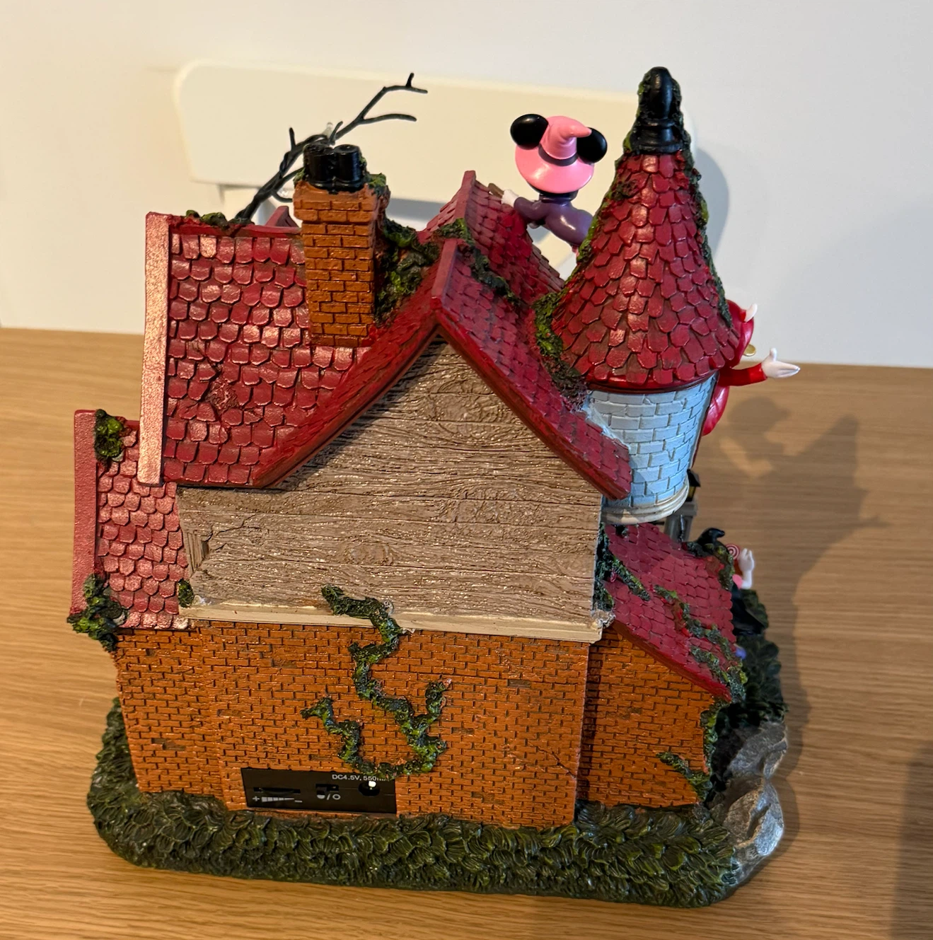Disney Halloween Mickey and Friends Haunted House - photo 3