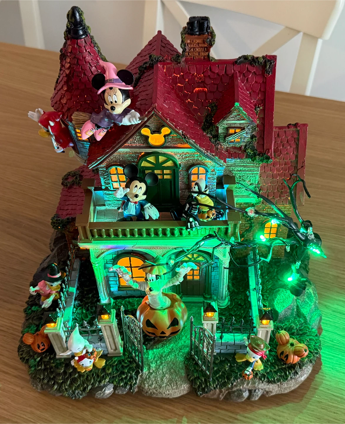 Disney Halloween Mickey and Friends Haunted House - photo 2