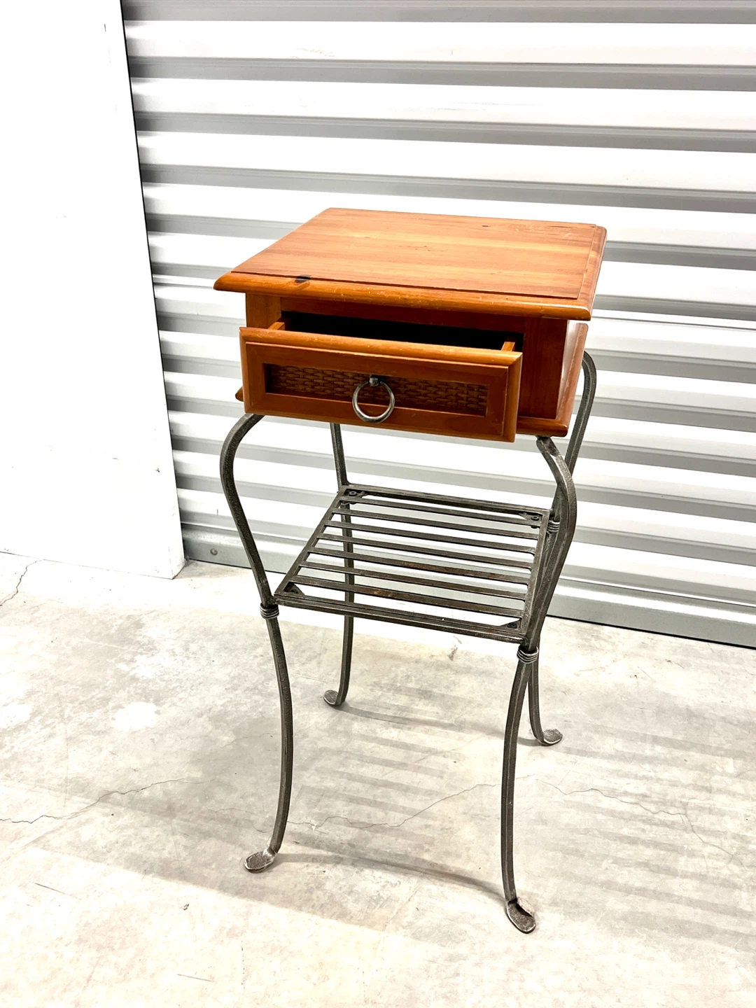 Wood & Metal Accent Side Table - photo 3