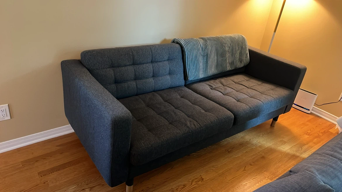 IKEA Couch - photo 3