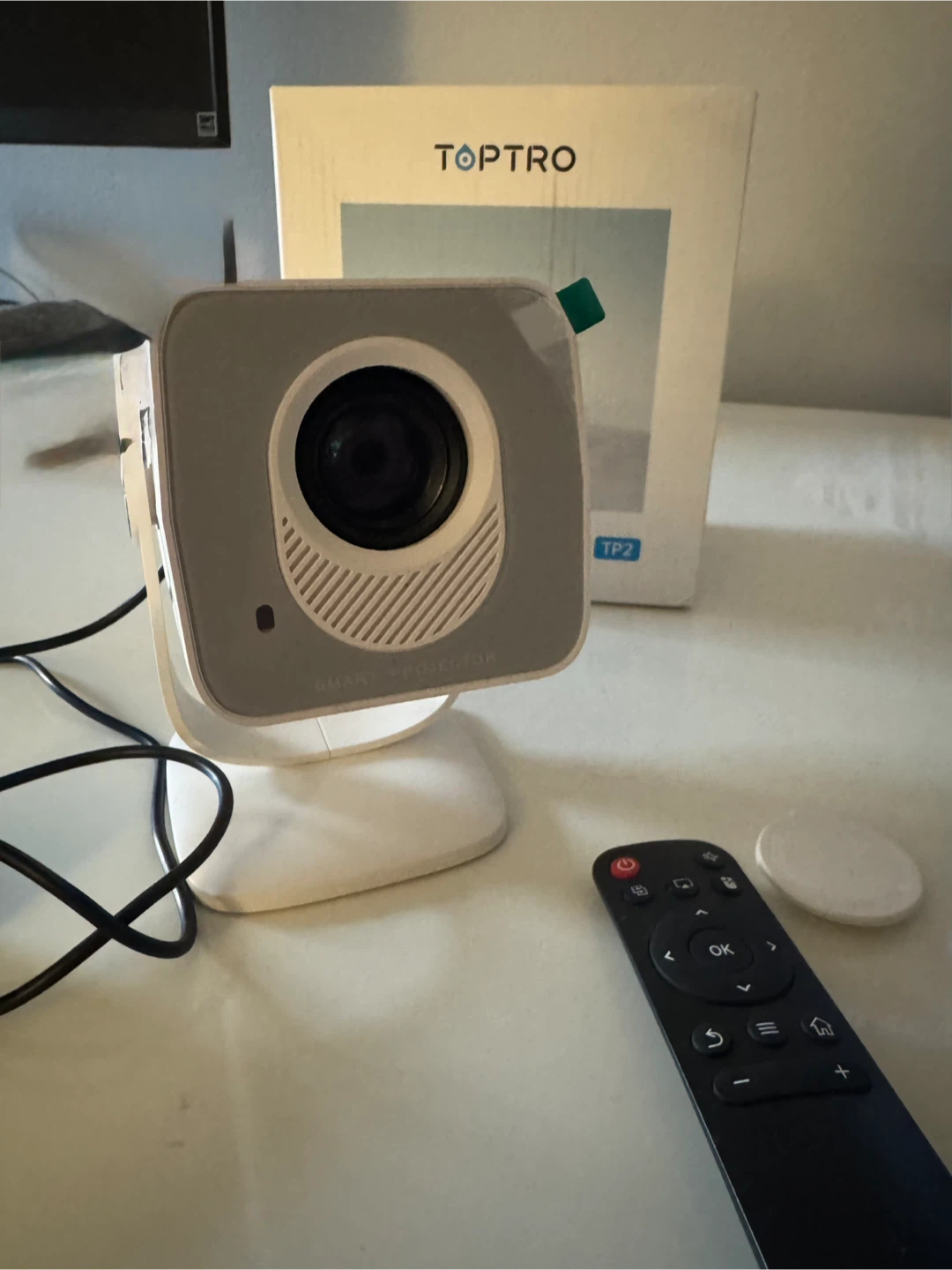 TOPTRO TP2 Smart Video Projector