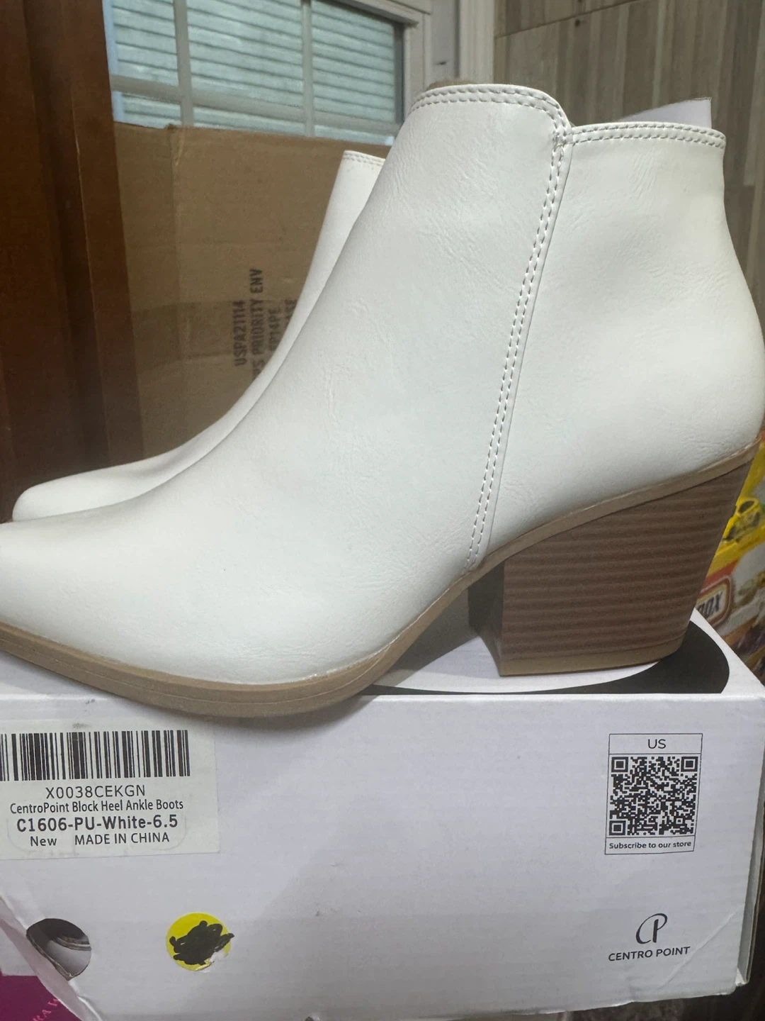 CentroPoint White Block Heel Ankle Boots - photo 2