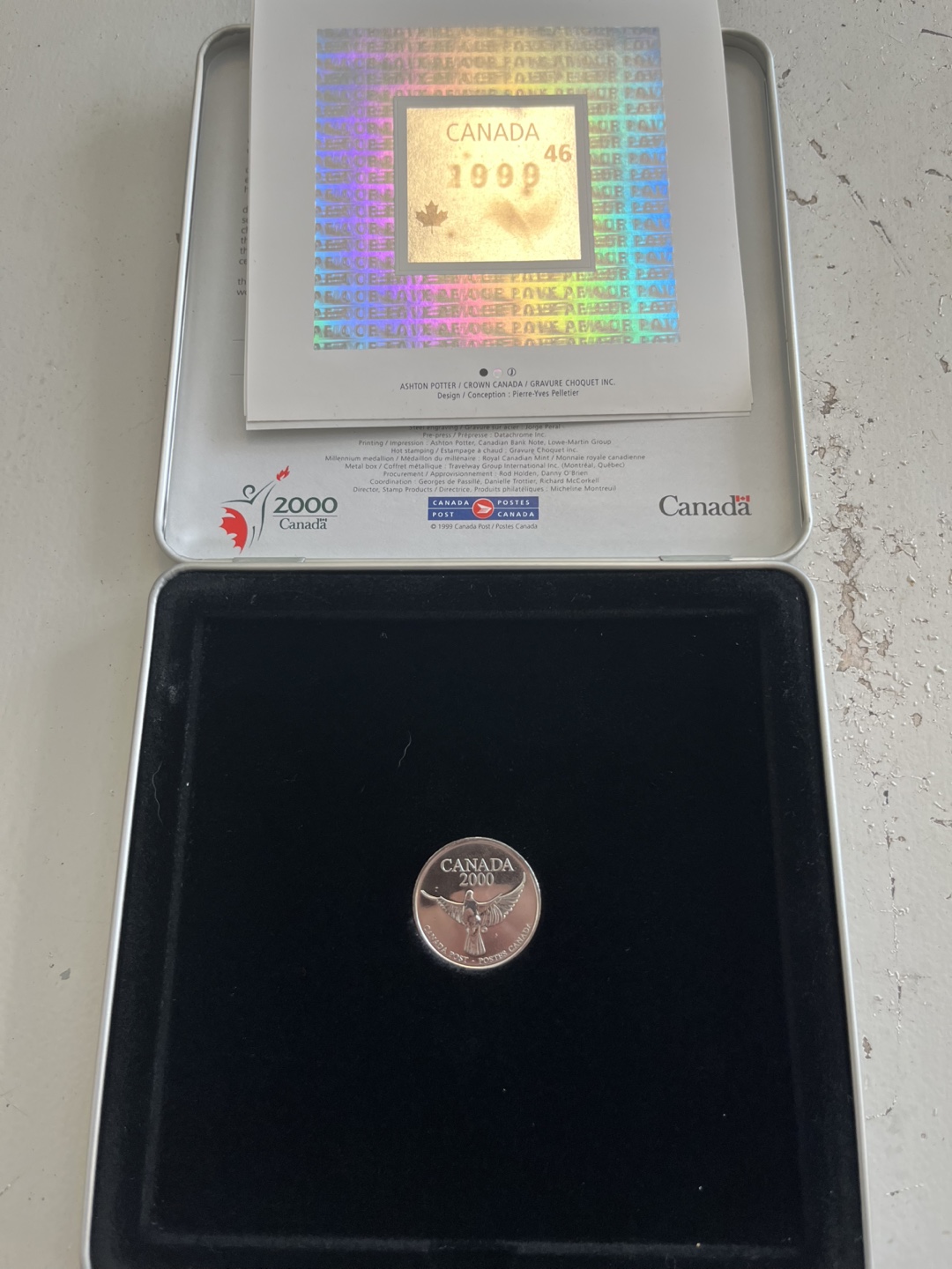 Canada Post Official Millennium Keepsake Set - photo 3