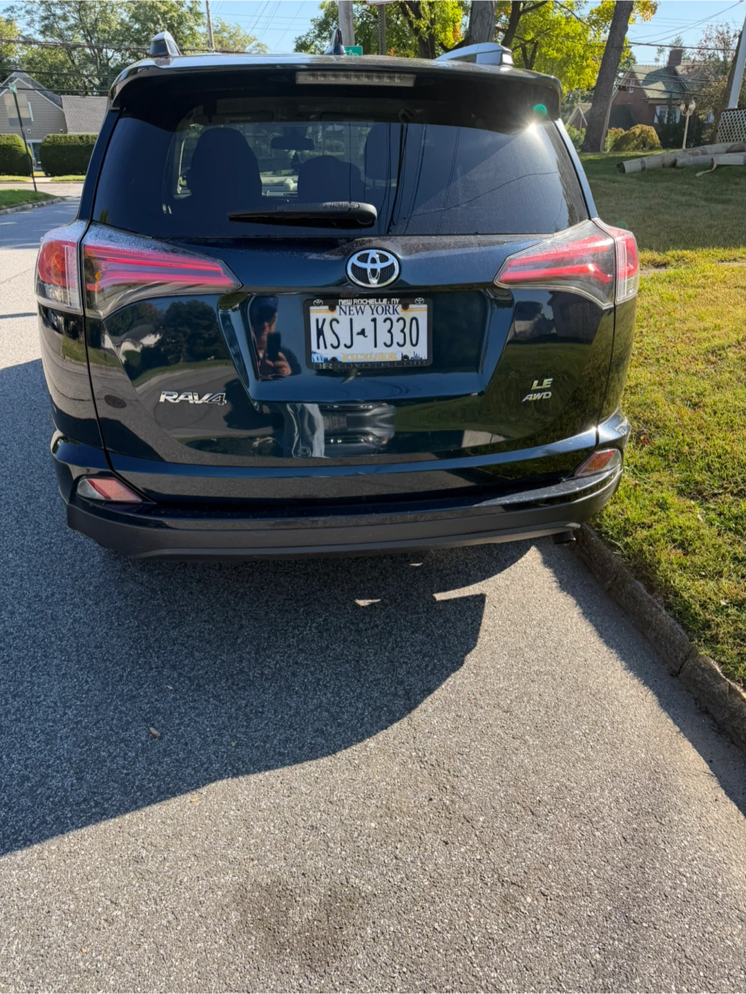 Toyota RAV4 LE AWD - photo 3