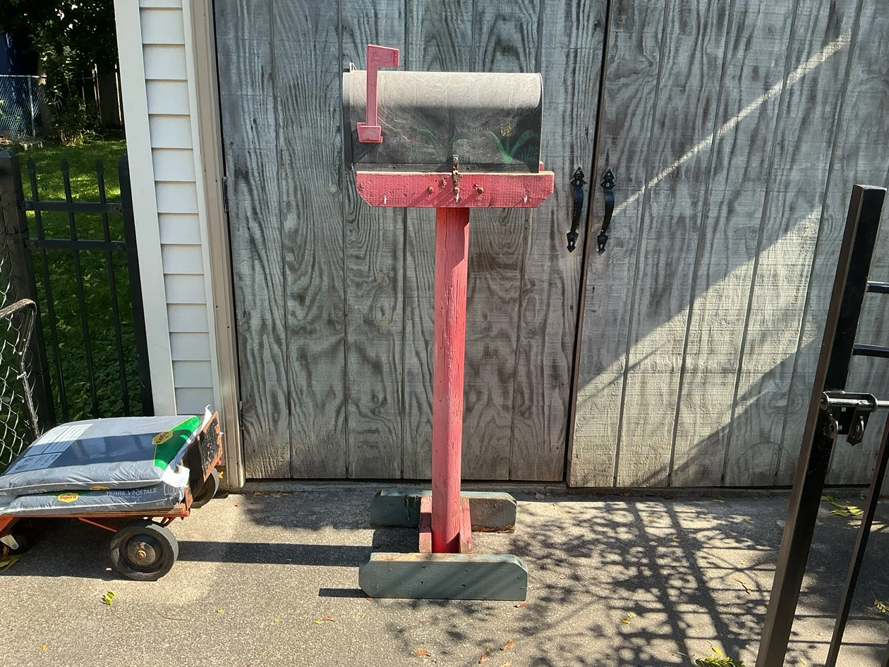 Rare Unique Vintage Farmhouse Mailbox attached to wooden Post !