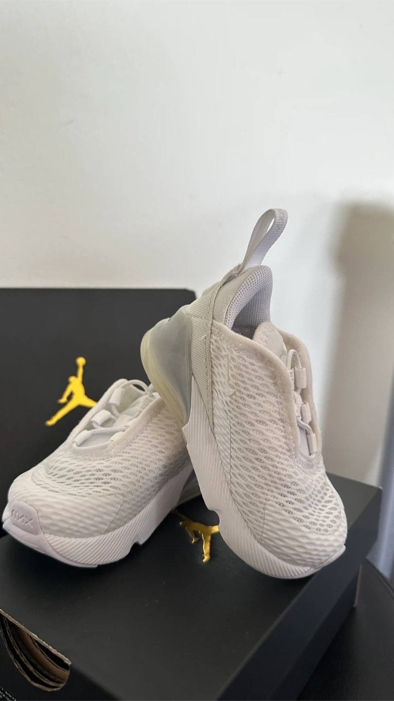 Nike Air Max 270 White Toddler Shoes Size 4C - photo 2
