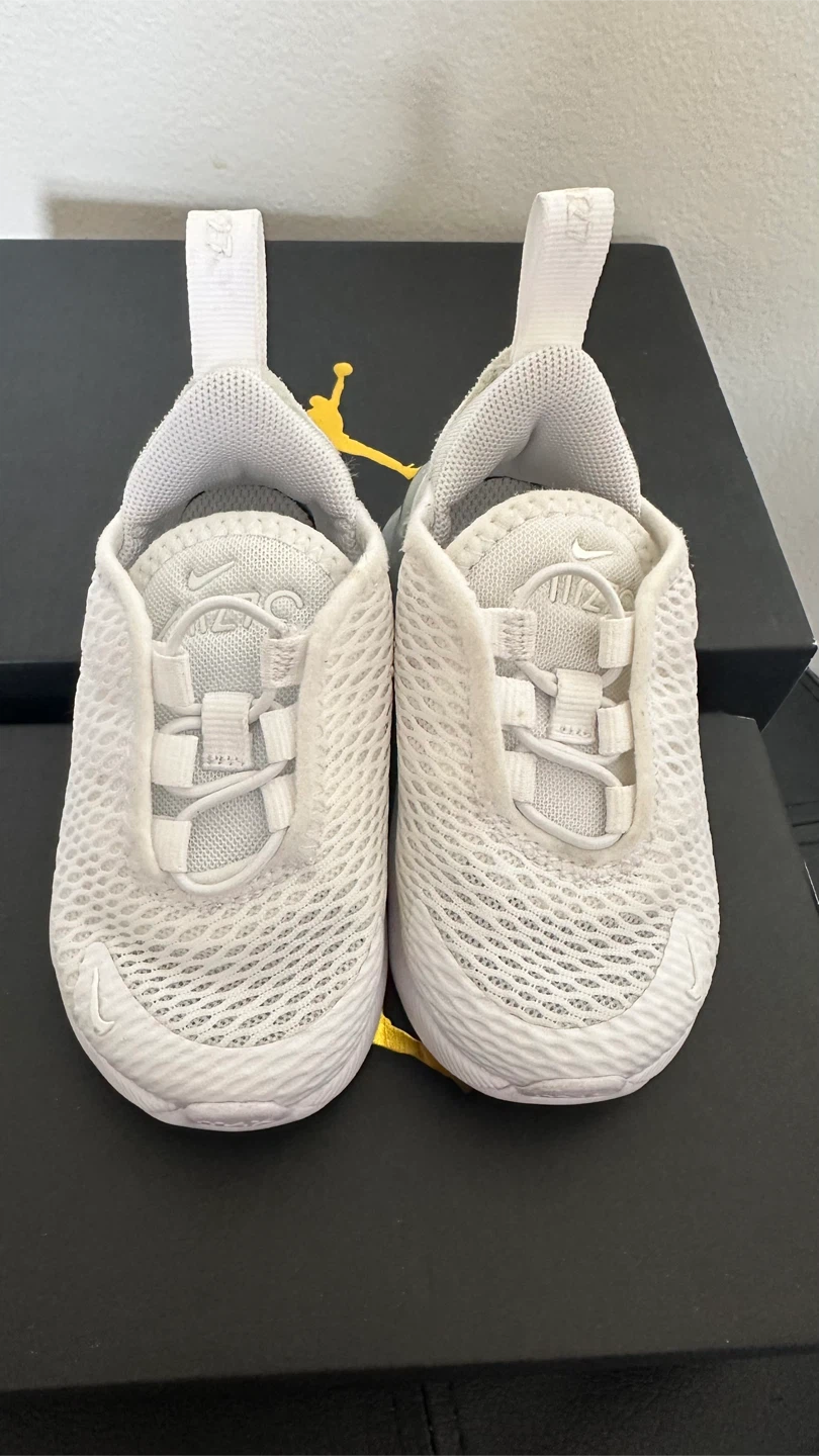 Nike Air Max 270 White Toddler Shoes Size 4C - photo 4