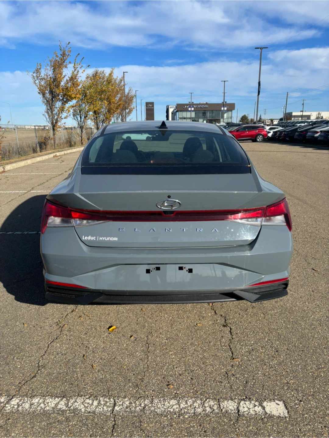 Hyundai Elantra Preferred - photo 3