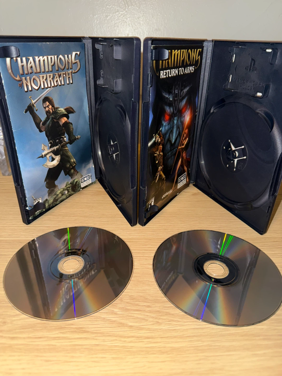 Champions of Norrath & Return to Arms PS2 Games - photo 3