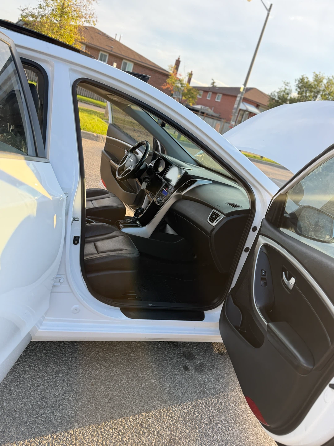 2012 Hyundai Elantra GT WITH SAFETY INCLUDE - photo 5